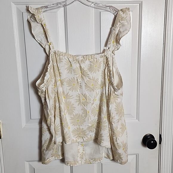 Torrid Daisy Daydream Duofold Ruffle Button Front Tank, NWT, 3X - Picture 8 of 8